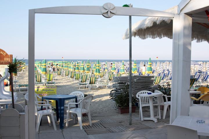 Hotel Mocambo Piscina E Spiaggia San Benedetto del Tronto Luaran gambar